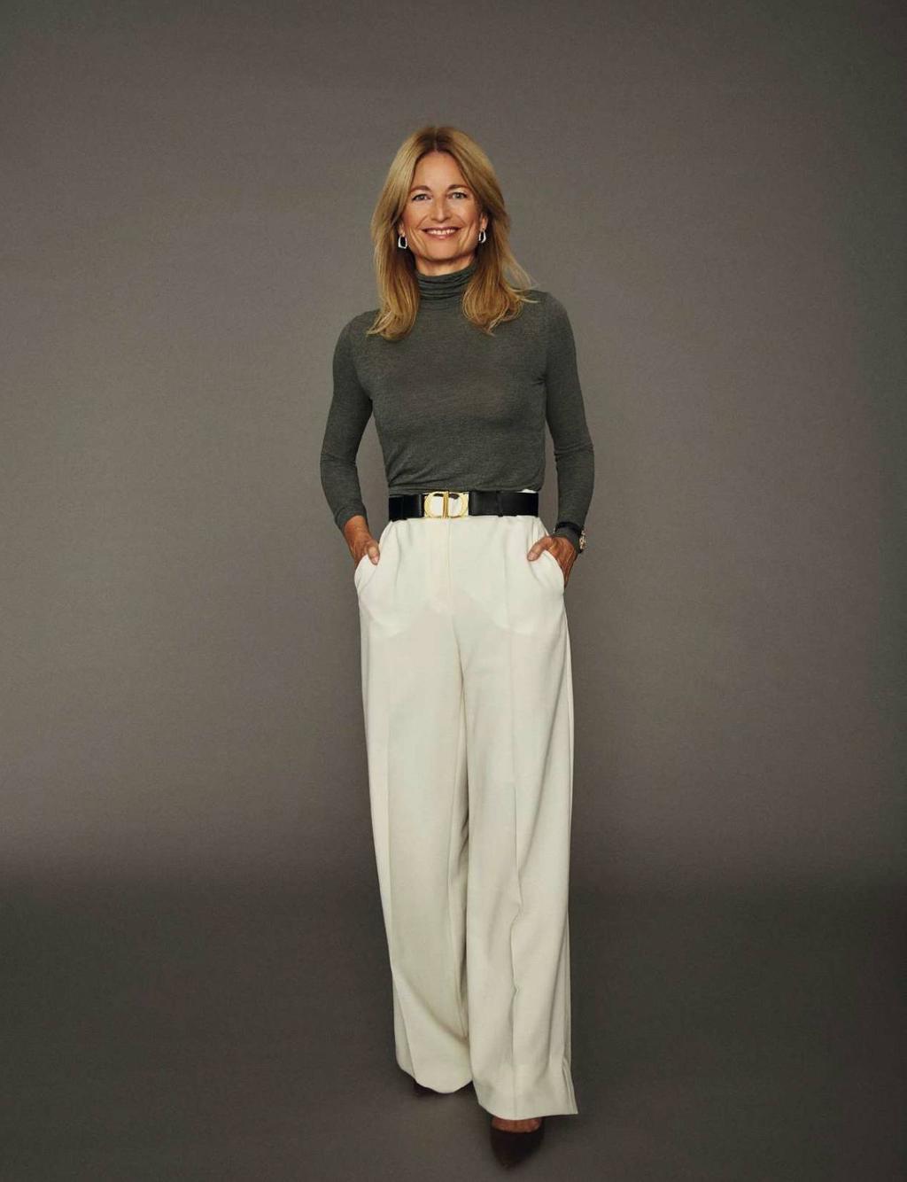 ellees2011_article_124_01_01