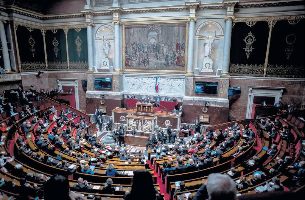 lejoudedimfr220619_article_002_01_01