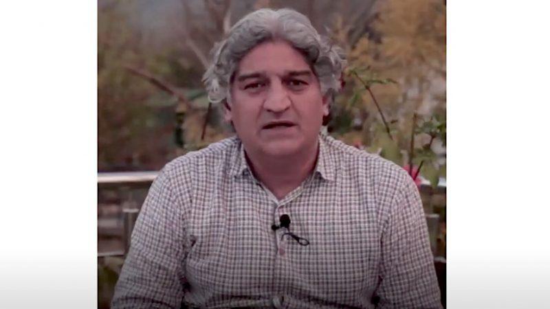 Matiullah Jan, a renowned journalist and critic of the Pakistan Military. Screenshot from YouTube video by Naya Daur TV.