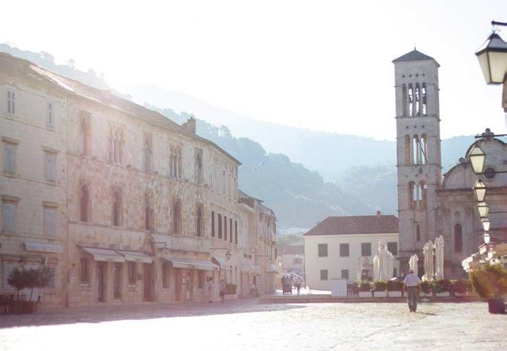 creaartau190201_article_016_01_01