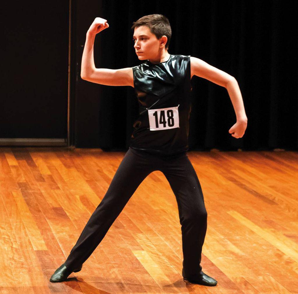 danceau200201_article_046_01_01
