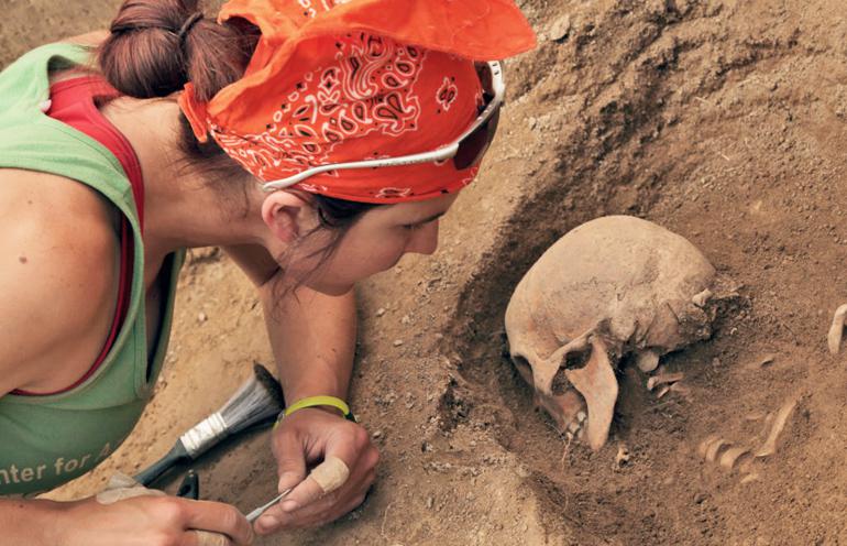 Elissa Bullion uncovers an ancient skull 