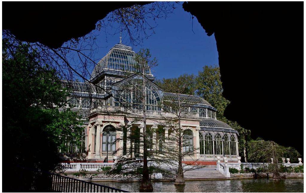 lejoudedimfr200419_article_020_01_02