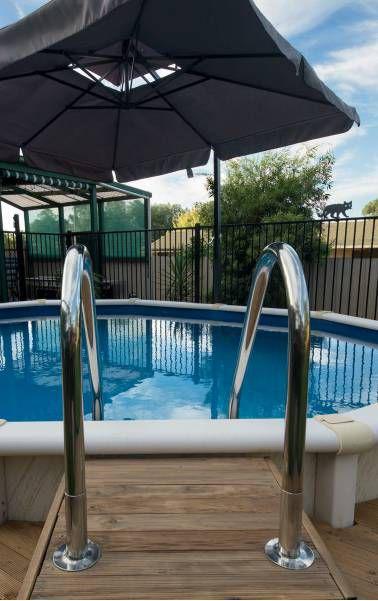 poolside1612_article_142_01_02