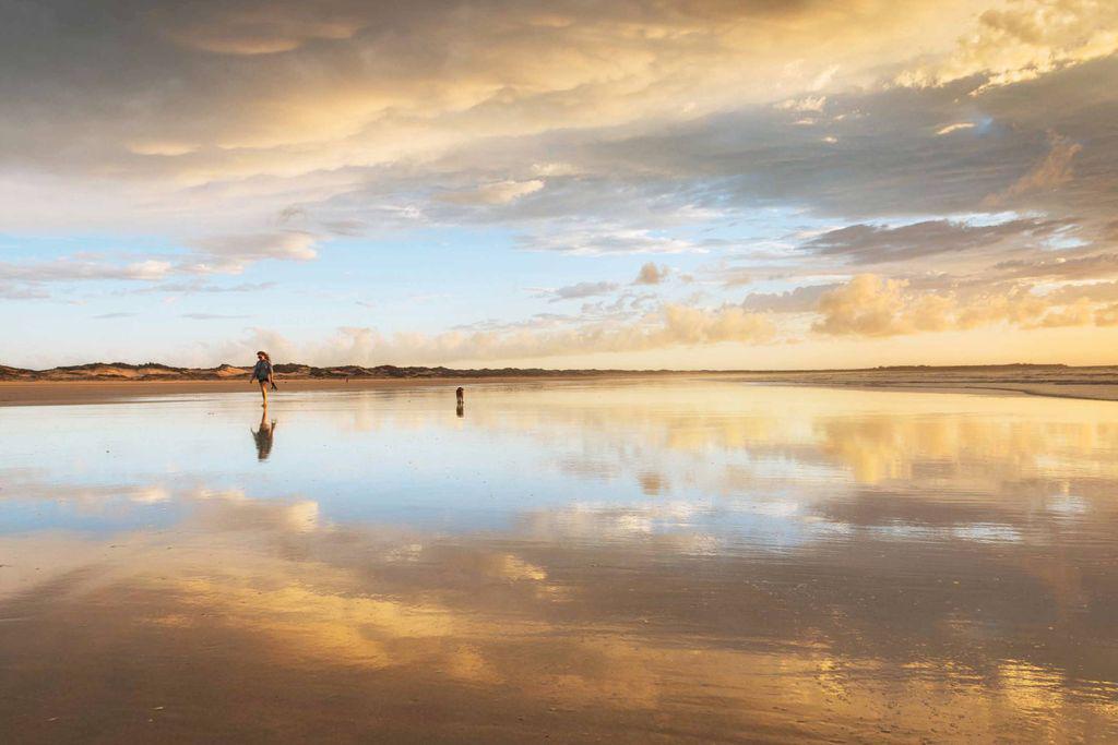 photorevau160601_003_001_010_ChasingClouds_0 photorevau160601_003_001_010_ChasingClouds_0