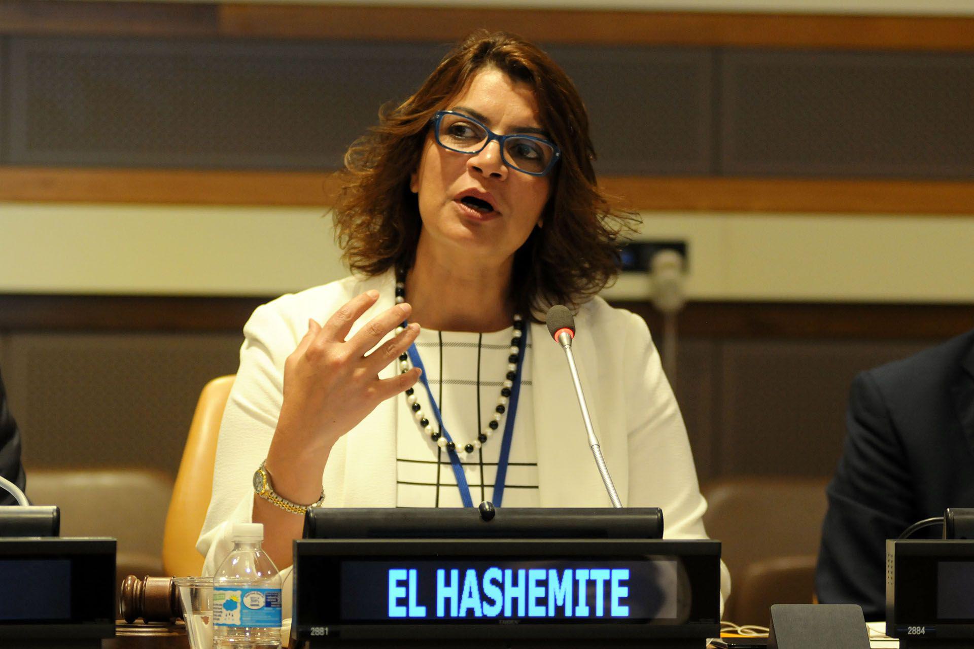 Nisreen El-Hashemite speaks at Aci Schools in Istanbul. El-Hashemite is a medical doctor, geneticist and Iraqi princess fighting for gender equality in science.