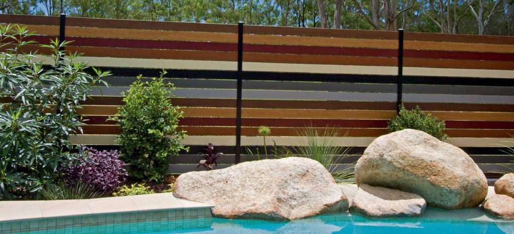poolside1506_004_015_168_Knotwood_2