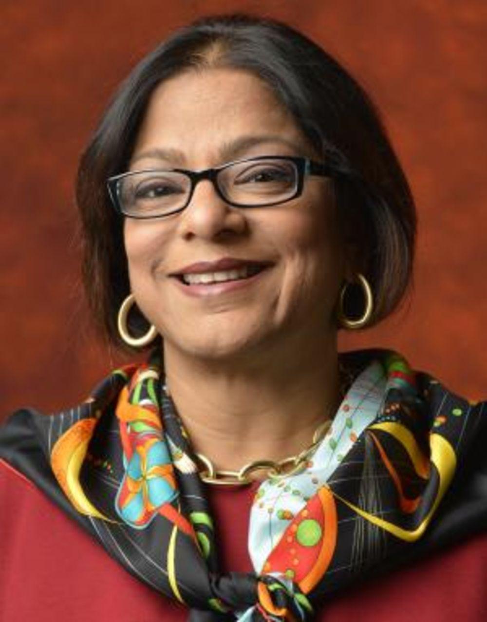 Communication on this topic: Patricia Mota, patricia-mota/ Communication on this topic: Shawnee Smith, patricia-mota/